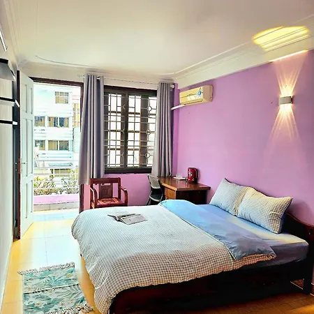 Rainbow Homestay - No 8 Alley 18B Tong Dan